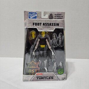 New TMNT BST AXN Foot Assassin Yellow Figure LE Collectors Card Loyal Subjects 1